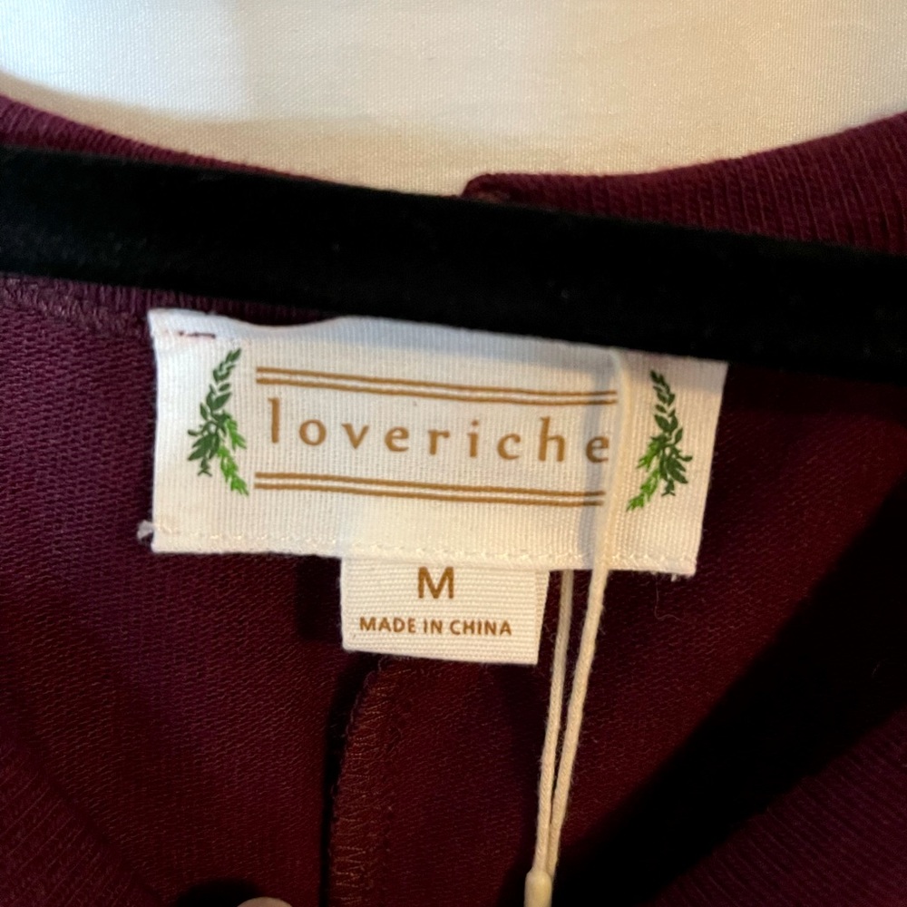 NWT Love Riche burgundy criss cross shoulder top - Picture 6 of 6